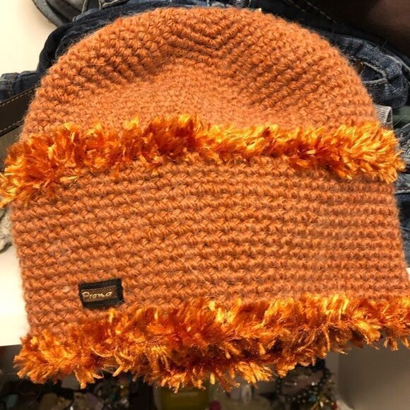 Prana custom wool beanie pullover hat flower - Picture 4 of 5